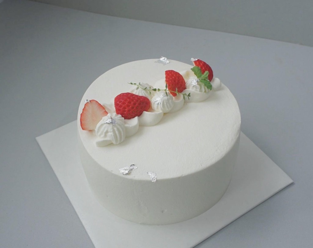 STRAWBERRY CHIFFON